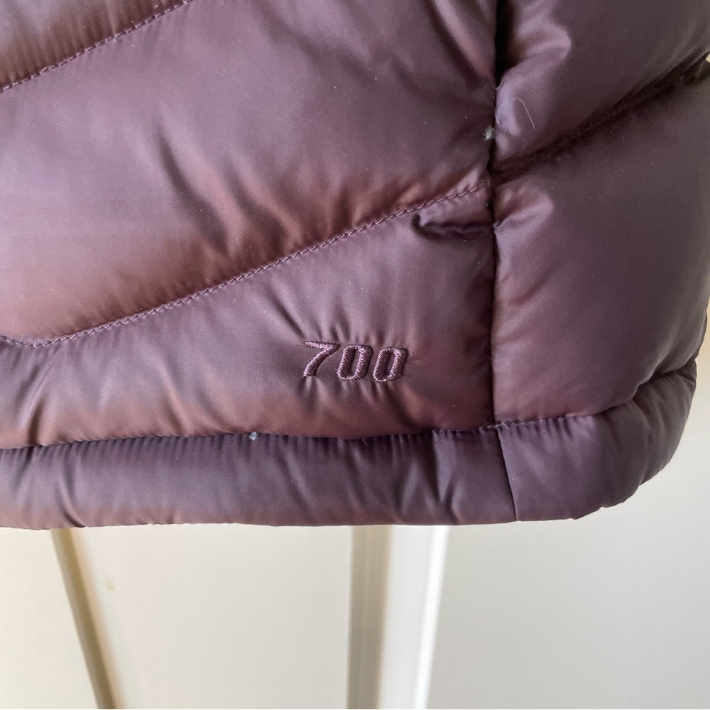 The North Face Puffy 700 Down Filled Purple Vest Size Medium - Picture 5 of 11